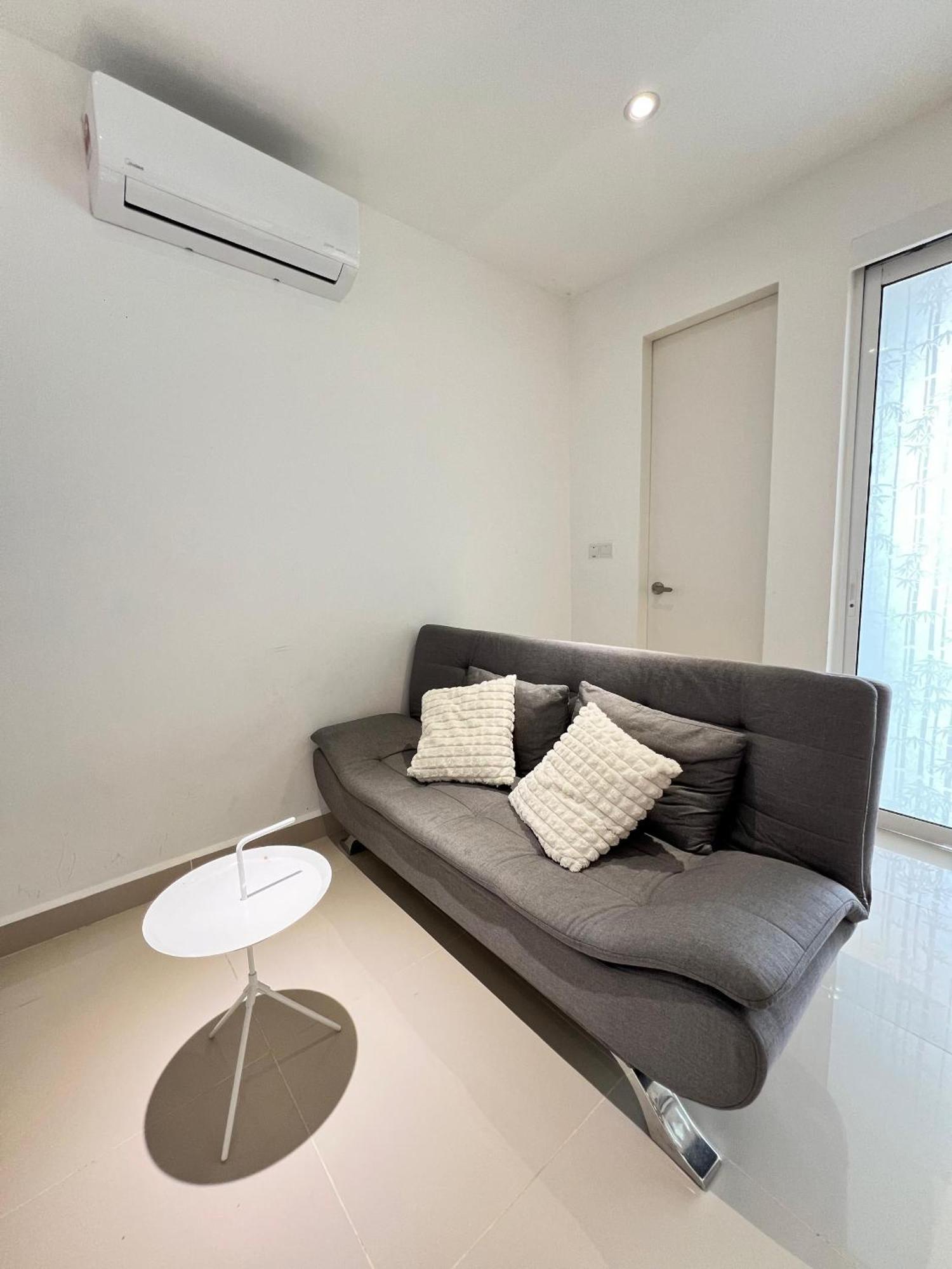 The Shore Executive Suites By Ys Luxury Kota Kinabalu Exterior photo