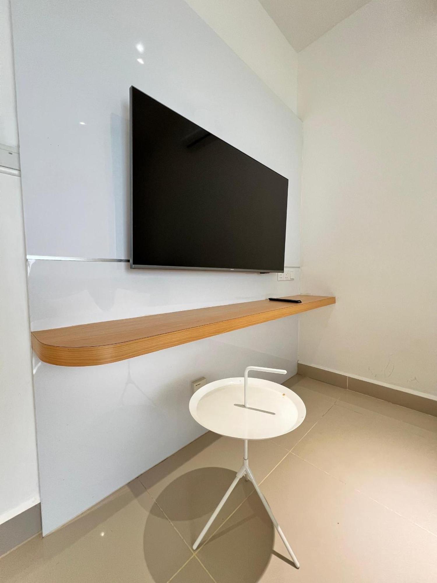 The Shore Executive Suites By Ys Luxury Kota Kinabalu Exterior photo