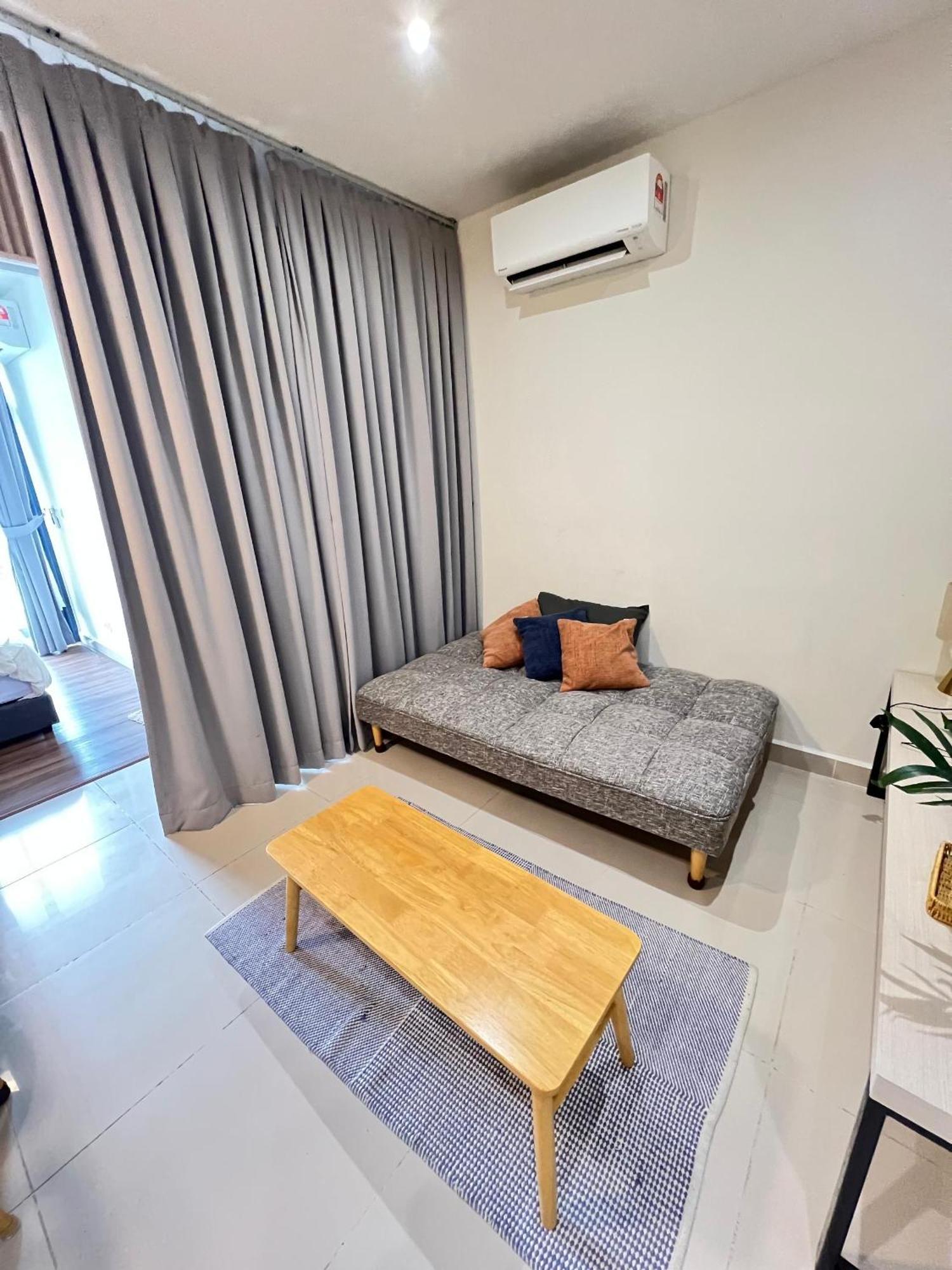 The Shore Executive Suites By Ys Luxury Kota Kinabalu Exterior photo