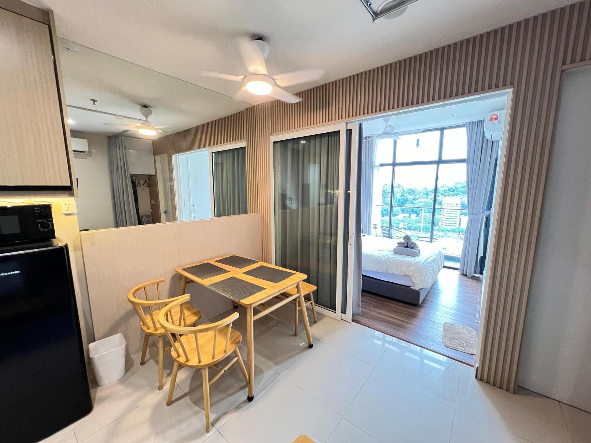 The Shore Executive Suites By Ys Luxury Kota Kinabalu Exterior photo